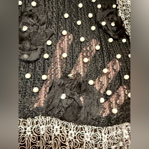 POL Eyelet Flower Pearl Detail Lace Patchwork Shirt or Shacket. - Picture 3 of 12